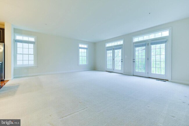 Building Photo - 5255 Stream Bank Ln