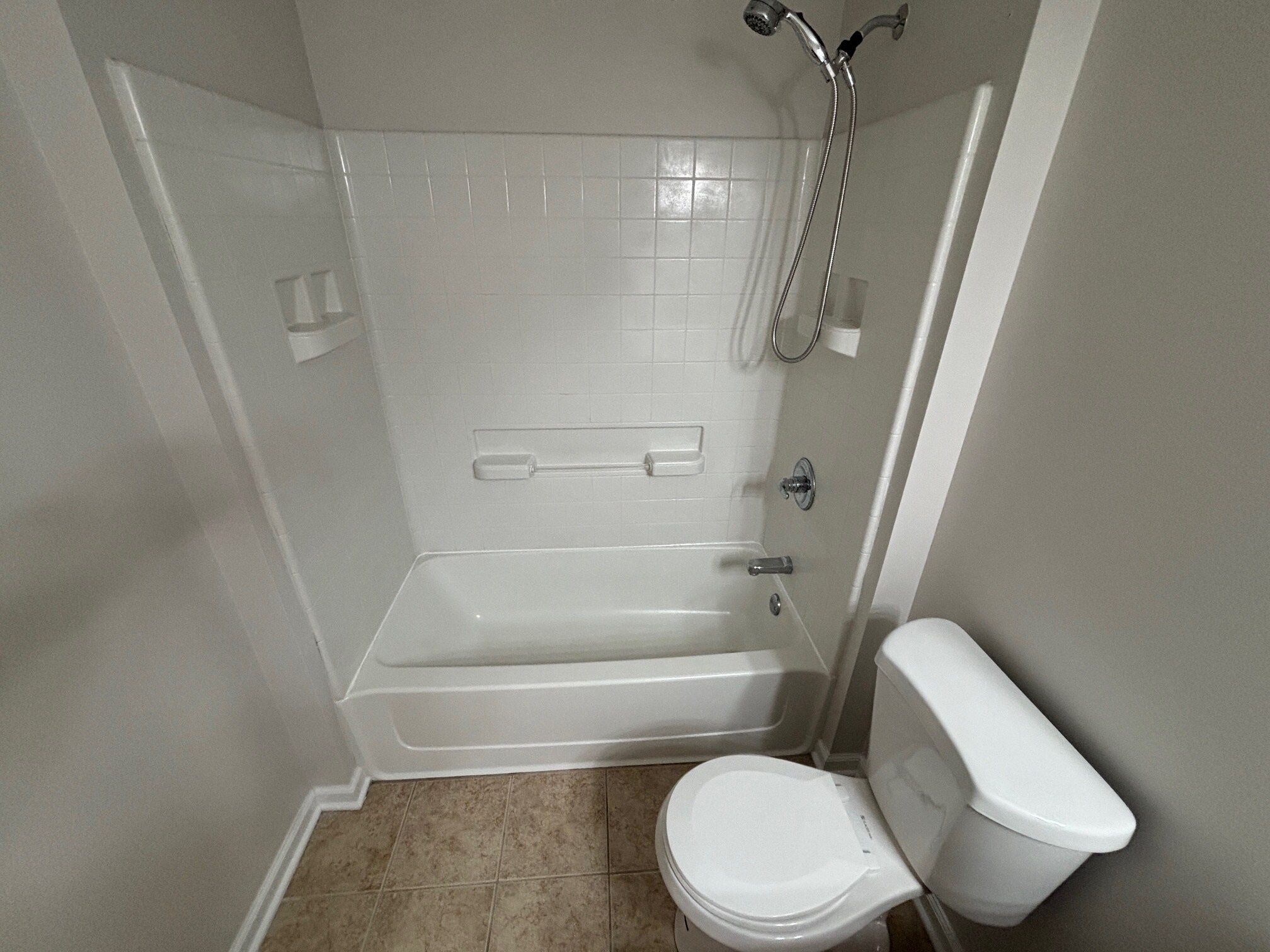 Building Photo - 161 Avalon Dr