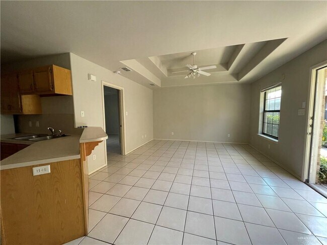 Building Photo - 2315 Dora Jeanne Dr