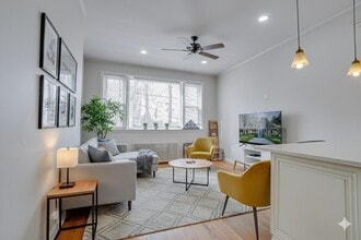 Building Photo - 678 Liberty Ave