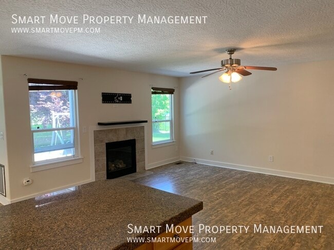 Building Photo - 4184 E Granger Dr