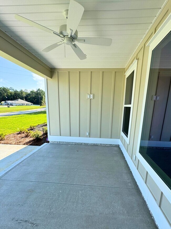 Building Photo - New construction 3 bedroom home!
