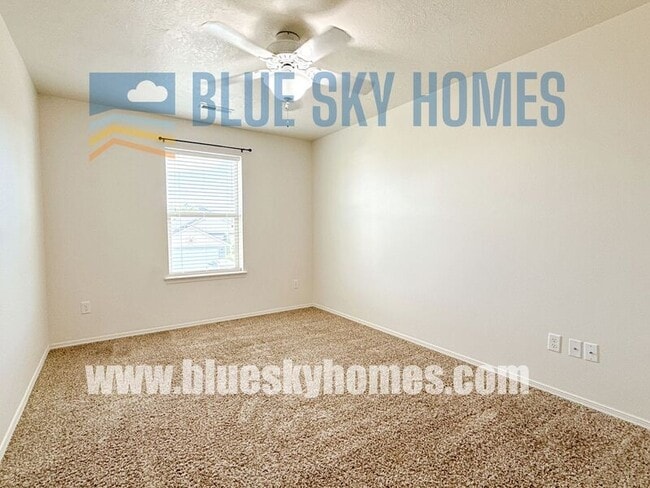 Building Photo - 9252 W Idlewood Dr