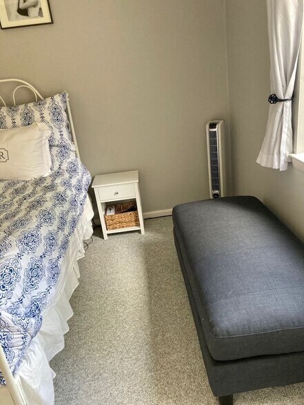 Building Photo - 12209 Braxfield Ct