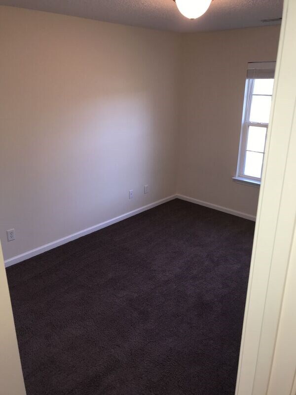Building Photo - 368 Laurel Oak Ln