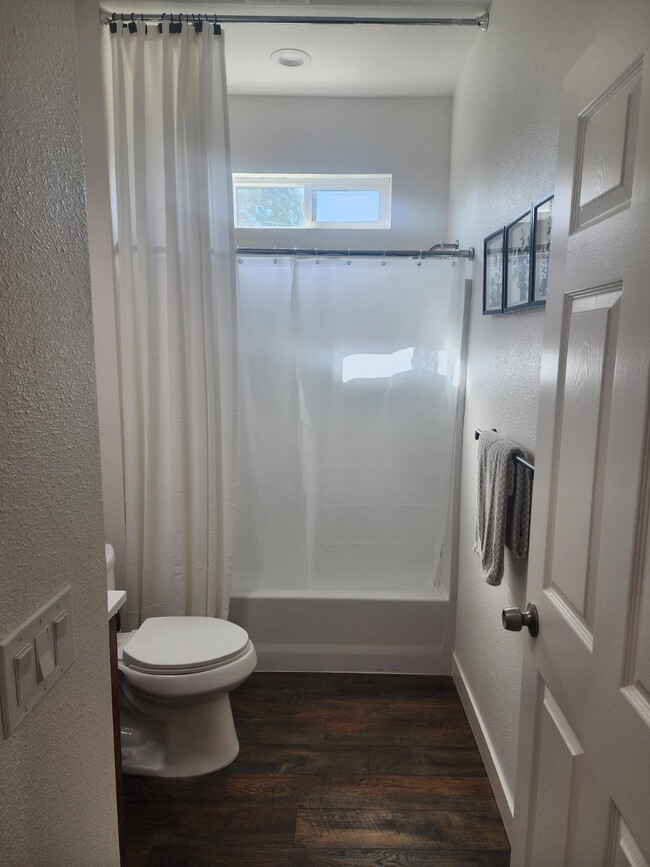 MAIN BATHROOM - 2243 S Harrison St