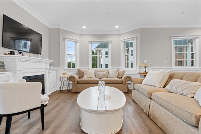 Building Photo - 4 Central Ave