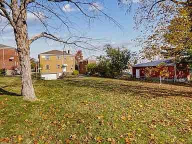 Building Photo - 4213 Applegate Ave