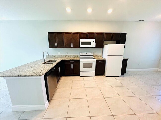 Building Photo - 702 Bluebill Pl