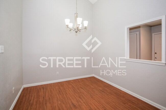 Building Photo - Charming 2 Bedroom in Mesquite!