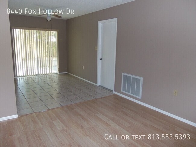 Building Photo - 8440 Fox Hollow Dr