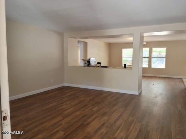 Building Photo - 13555 W Watson Ln