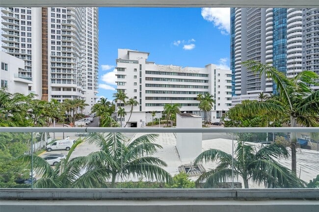 Building Photo - 6362 Collins Ave