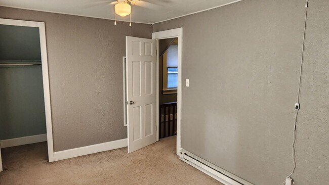 Building Photo - Exquisitely remodeled single-family home, ...