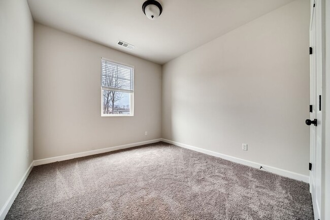 Building Photo - 4296 Socata Ct