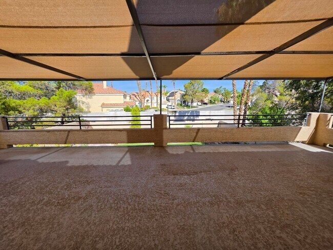 Building Photo - Spacious Home in the Heart of Green Valley