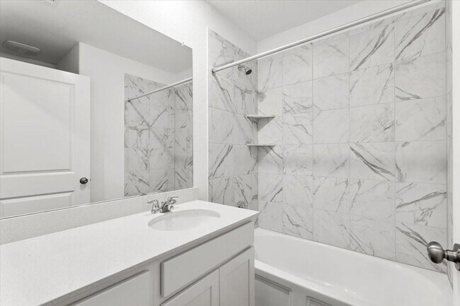 Building Photo - 104 Winged Foot Ct