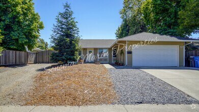 Building Photo - ~Beautiful Updated 4 Bed/2 Bath in Rohnert...