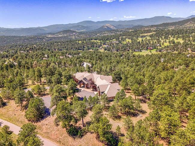 Building Photo - 30296 Snowbird Ln