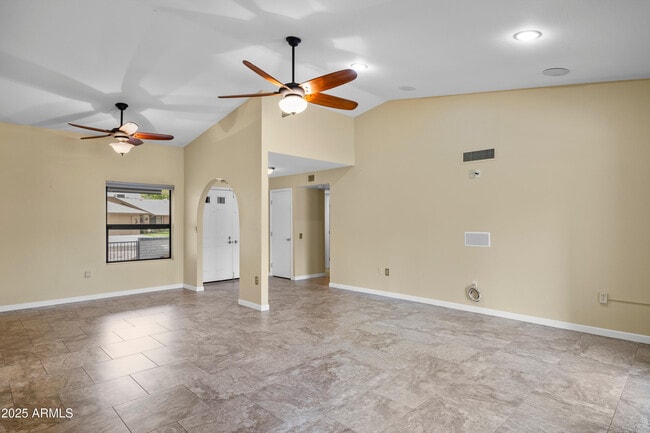 Building Photo - 12934 W Blue Sky Dr