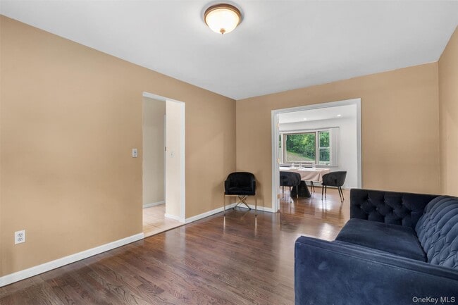 Building Photo - 14 Cheesecote Ct