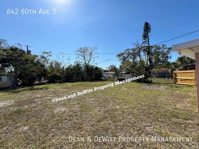 Building Photo - Southeast St. Pete 2/1 SFH - For Rent