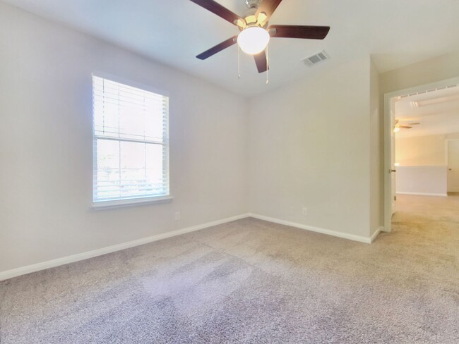 Building Photo - Beautiful Single Family - 4/BR 2.5/BA