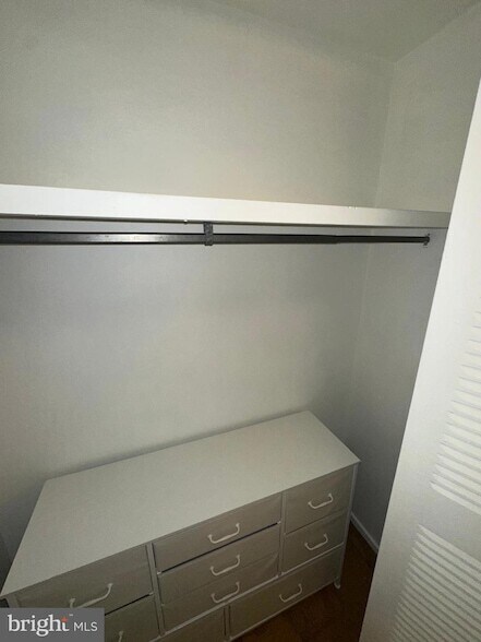 Building Photo - 1301 Delaware Ave SW