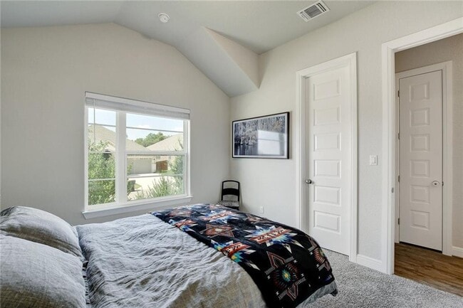 Building Photo - 416 Peakside Cir