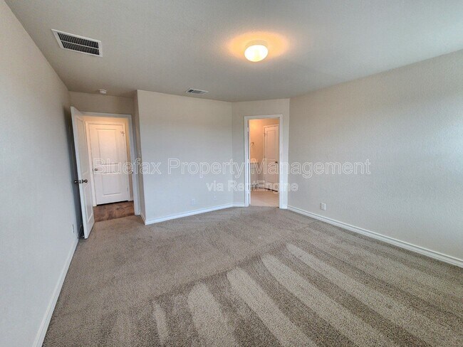 Building Photo - 13129 Whisper Bnd