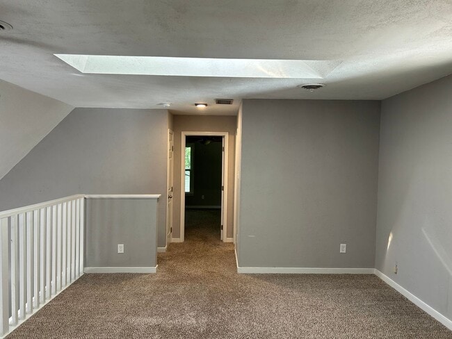 Building Photo - Charming 3BR Cape Cod w/ Loft, Skylights & Fenced Yard – Prime Midlothian Location - Buckingham V...