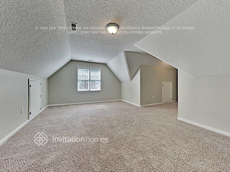 Building Photo - 121 Peach Orchard Dr