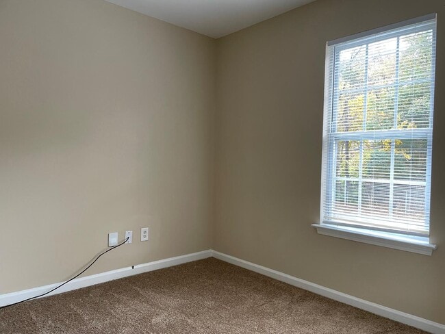 Building Photo - 510 Wabash Ave