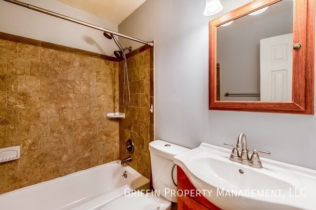 Building Photo - 5405 San Juan Dr