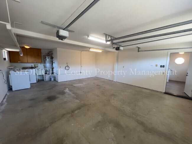 Building Photo - AVAILABLE AUGUST - 3 Bed, 2 Bath Morro Bay home - Short term Lease