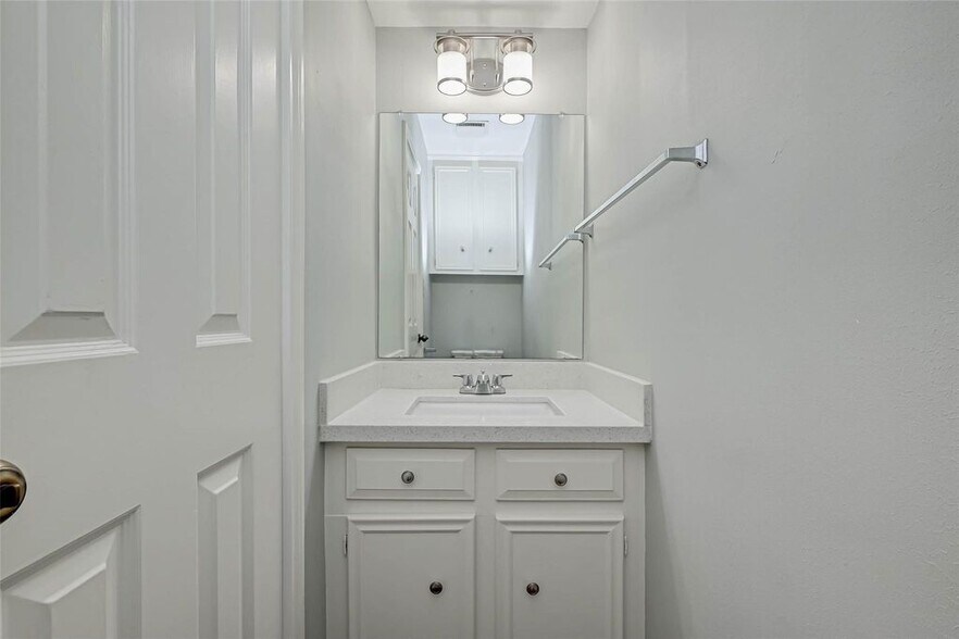 Building Photo - 1903 Wagon Gap Trl