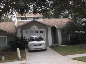 Building Photo - 604 Villa Ct