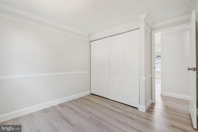 Building Photo - 3364 Longbow Ct