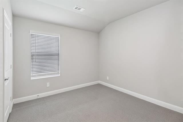 Building Photo - 2100 Gustavus Dr