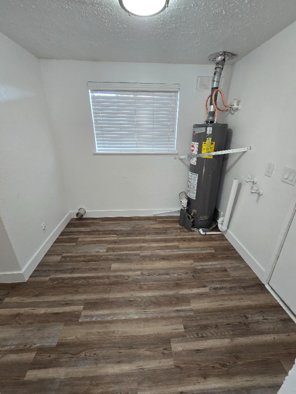 Building Photo - 7160 N Maroa Ave