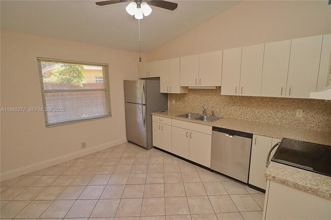 Building Photo - 278 SW 7th St