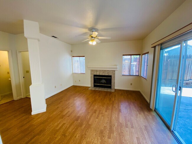 Building Photo - Laguna Home on Quiet Cul-De-Sac