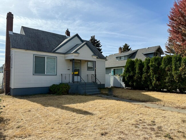 Building Photo - Ideally Located 2 Bed 1 Bath Spokane Home ...