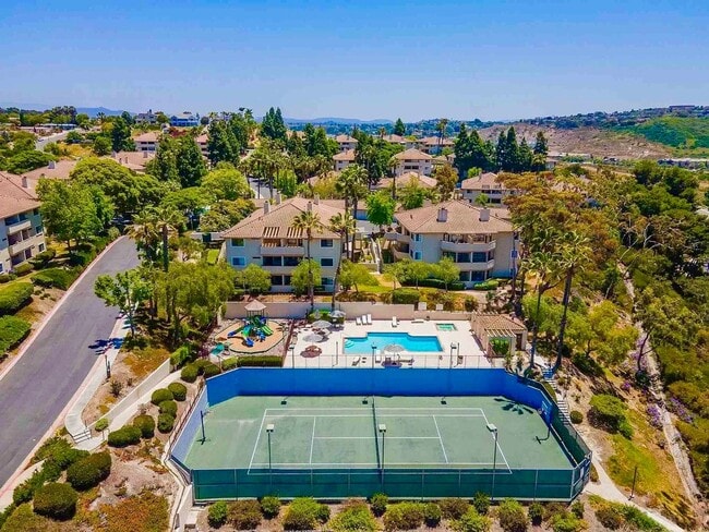 Building Photo - Beautifully Remodeled and Updated Upstairs Condo Unit in the Private & Gated Vista Way Village Co...