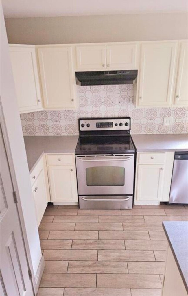 Building Photo - 3308 Sophie Ann Dr