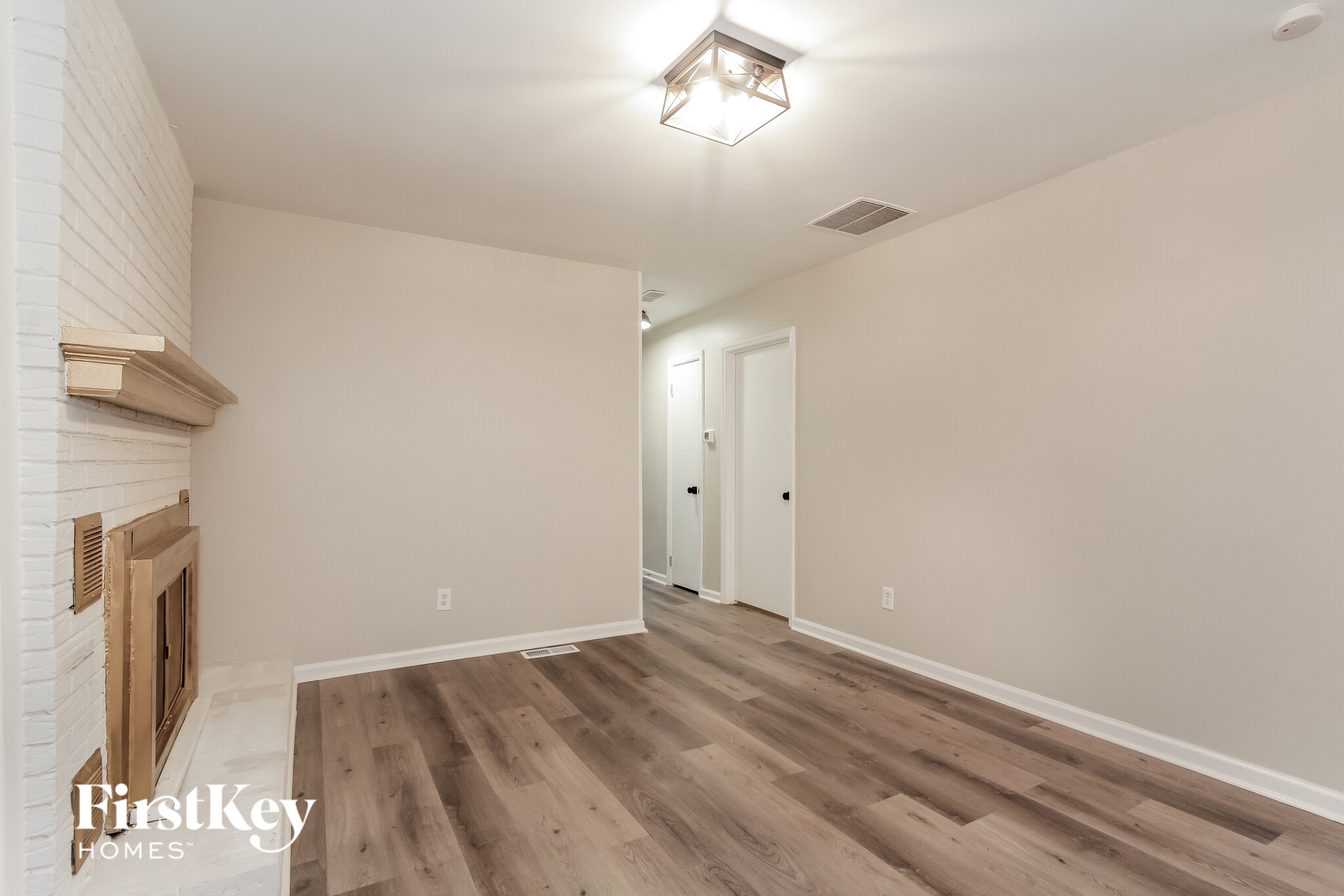 Building Photo - 2432 Kendrick Ave