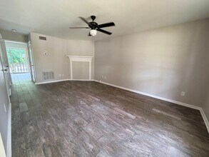 Building Photo - 8702 White Rock Ln
