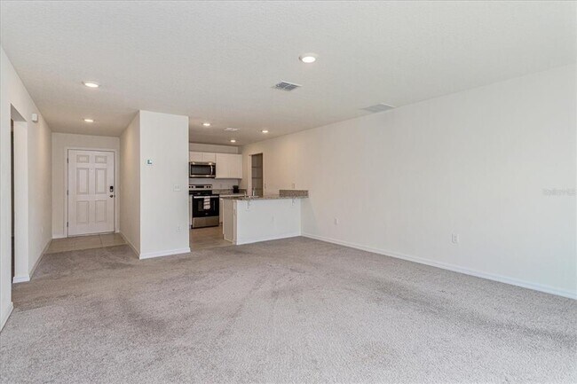 Building Photo - 352 Towns Cir