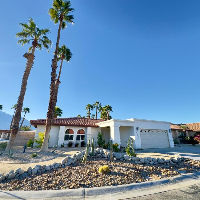 Building Photo - 27131 Shadowcrest Ln