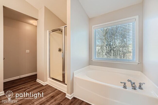 Building Photo - 4 br, 2.5 bath House - 188 Longwood Crossi...